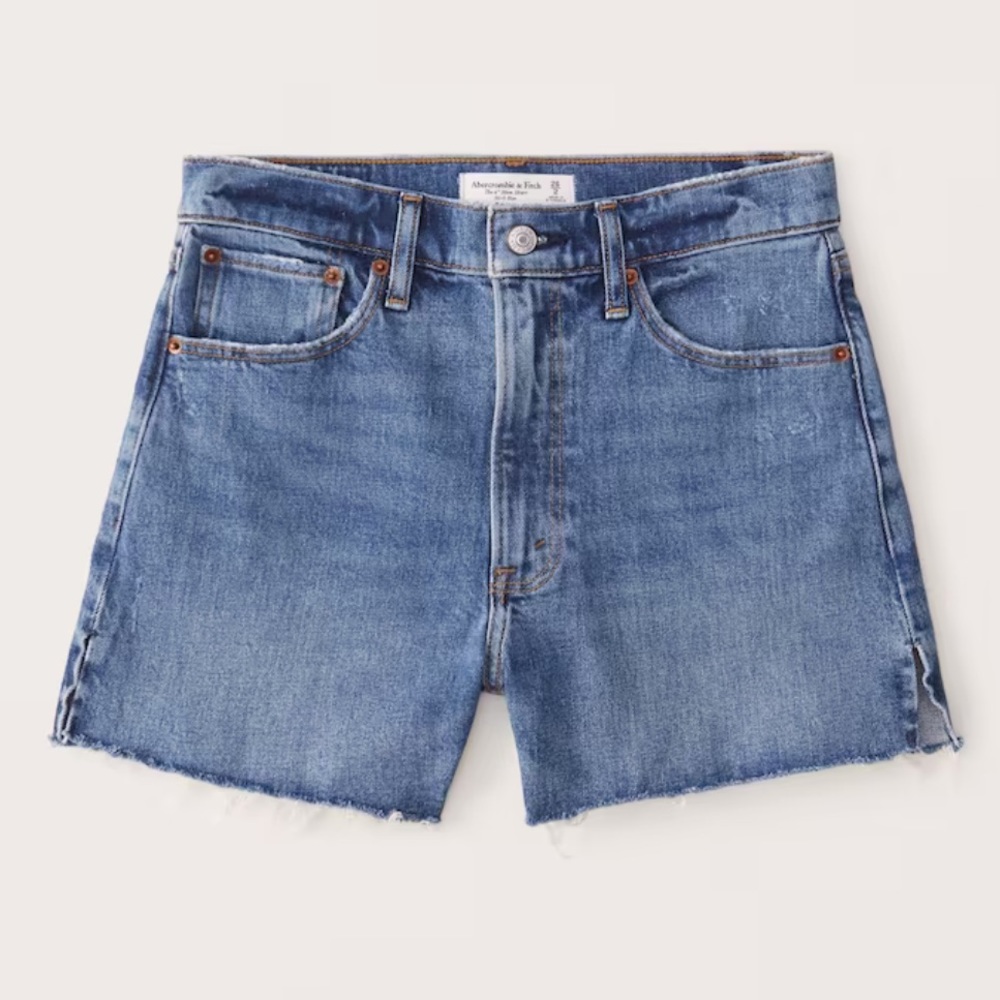 NWT Abercrombie & Fitch High Rise Mom Shorts | Size: 36